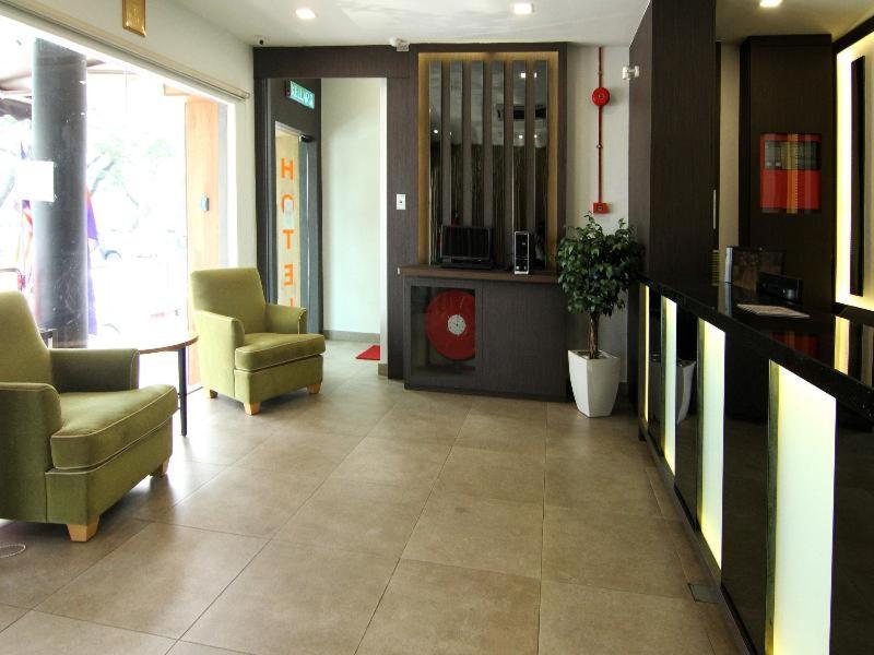 Sunlight Hotel Kulai Bagian luar foto