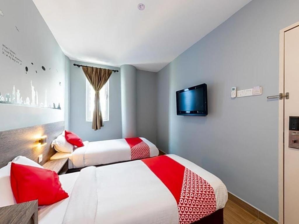 Sunlight Hotel Kulai Bagian luar foto