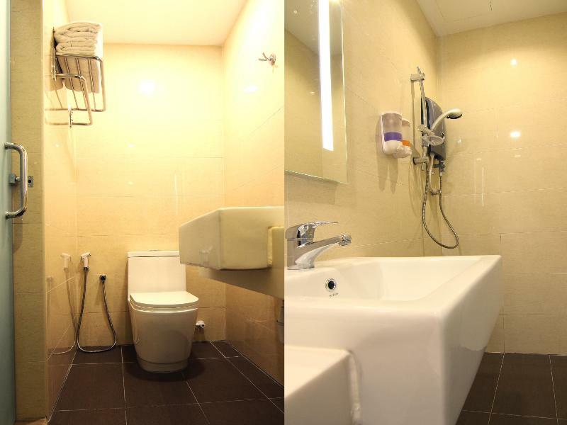 Sunlight Hotel Kulai Bagian luar foto