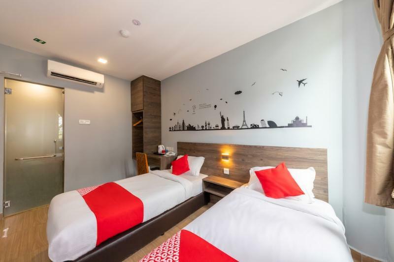 Sunlight Hotel Kulai Bagian luar foto